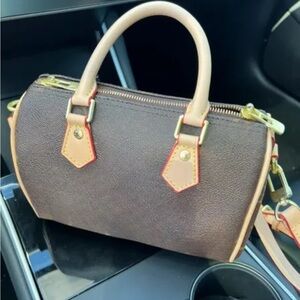Elegant Brown Handbag